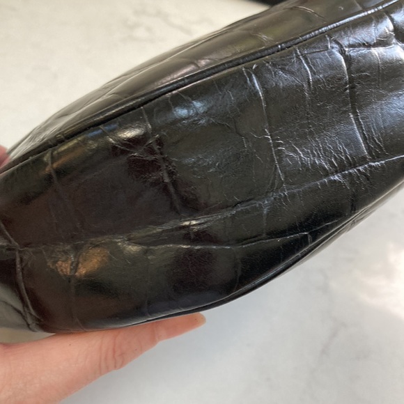 Furla Mock Croc crossbody in black - Picture 4 of 12